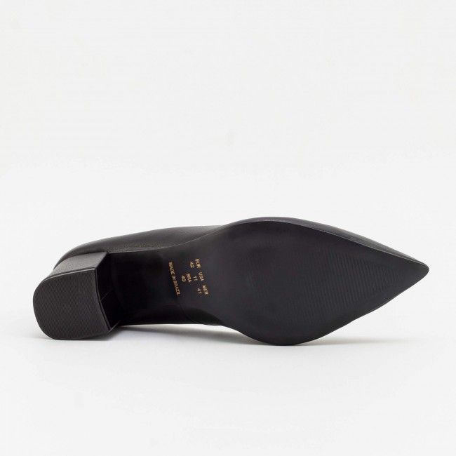 Scarpin Clássico com Salto Bloco Preto Scarpin Clássico com Salto Bloco Preto