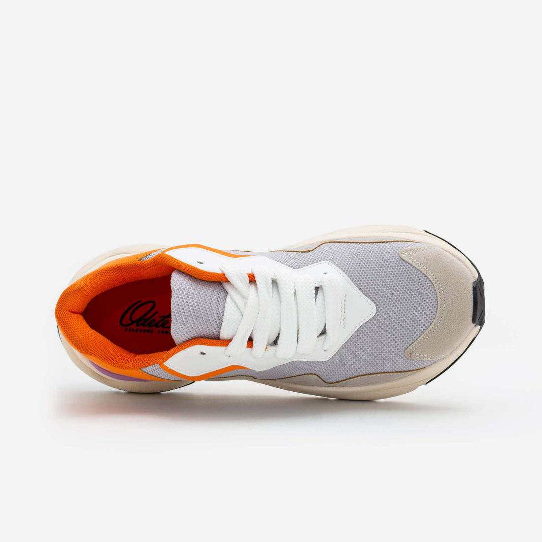 Tênis Esportivo com Solado Robusto Cinza