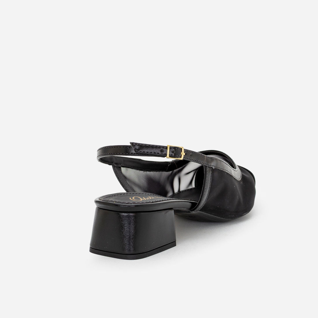 Slingback em Tela com Salto Baixo Preto Slingback em Tela com Salto Baixo Preto