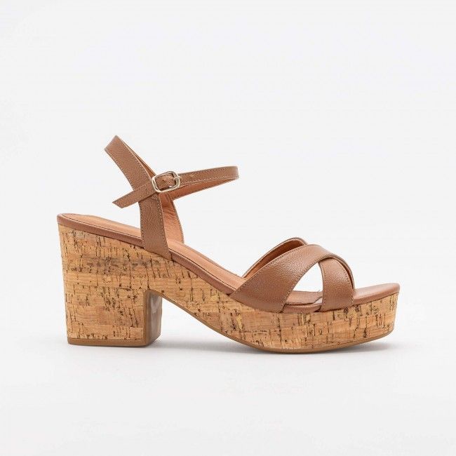 Sandália Plataforma Confortável Caramelo Sandália Plataforma Confortável Caramelo