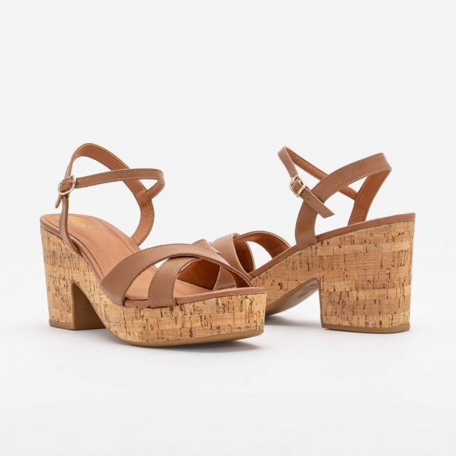 Sandália Plataforma Confortável Caramelo Sandália Plataforma Confortável Caramelo