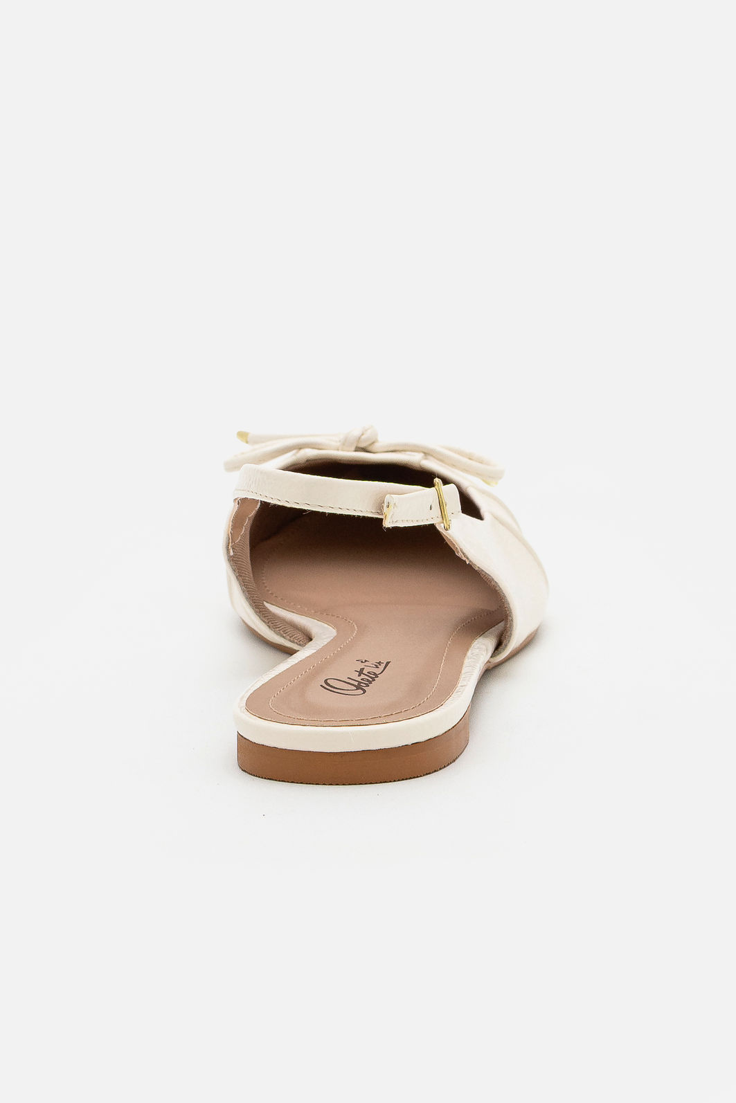 Slingback em Verniz Delicado Off White Slingback em Verniz Delicado Off White