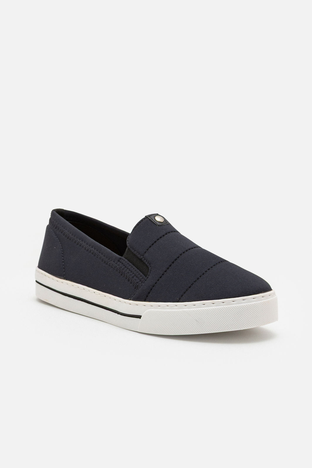 Tênis Slip On com Solado Alto Preto Tênis Slip On com Solado Alto Preto