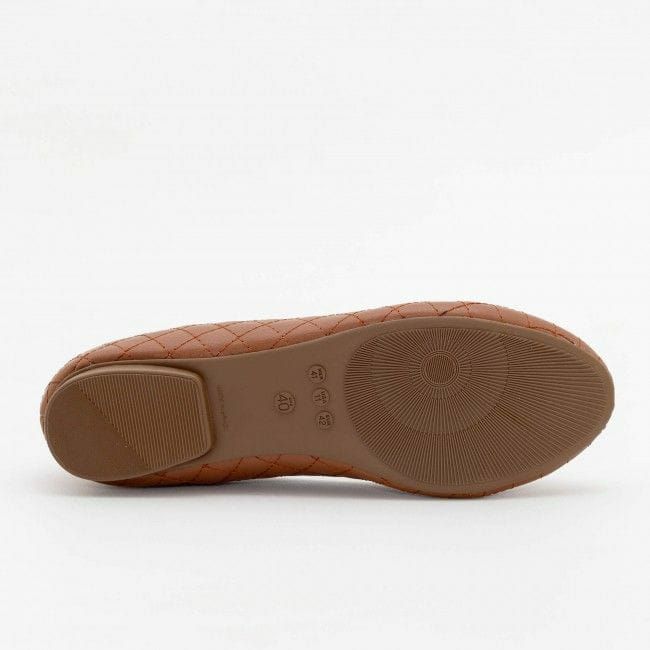 Sapatilha em Matelassê Caramelo Sapatilha em Matelassê Caramelo