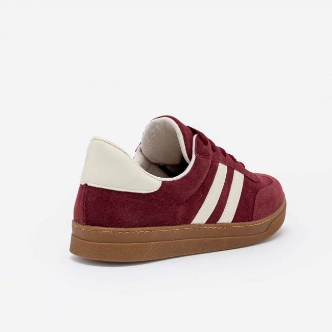 Tênis Casual em Camurça Bordo