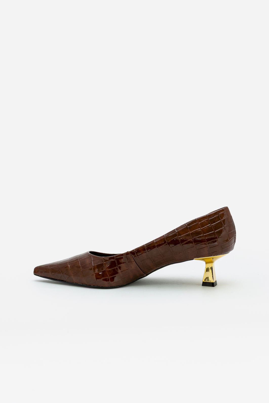 Scarpin em Croco Verniz com Salto Cromado Marrom Scarpin em Croco Verniz com Salto Cromado Marrom