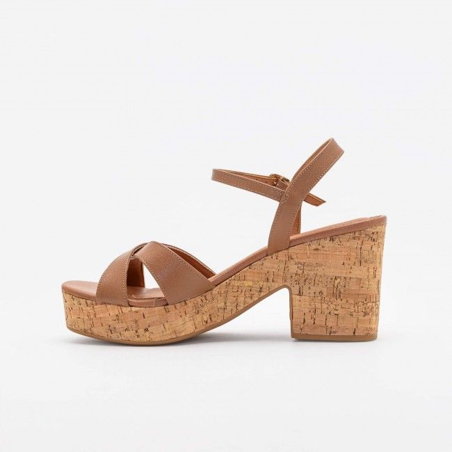 Sandália Plataforma Confortável Caramelo Sandália Plataforma Confortável Caramelo
