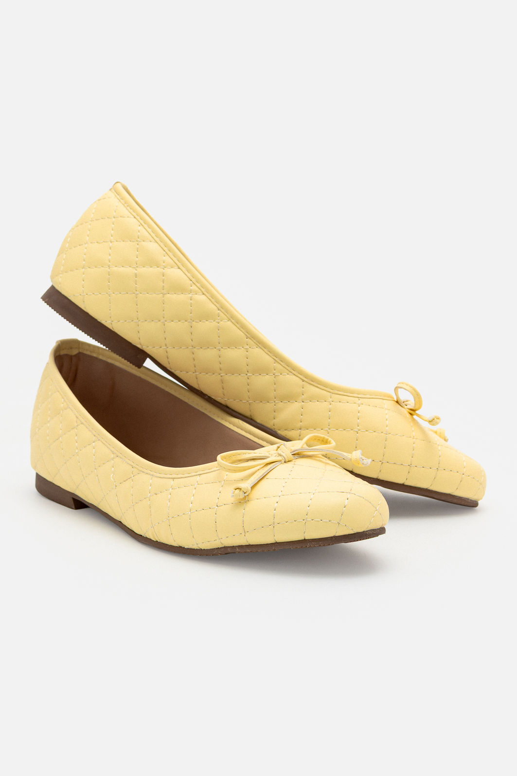 Sapatilha Delicada em Matelassê Amarelo Sapatilha Delicada em Matelassê Amarelo
