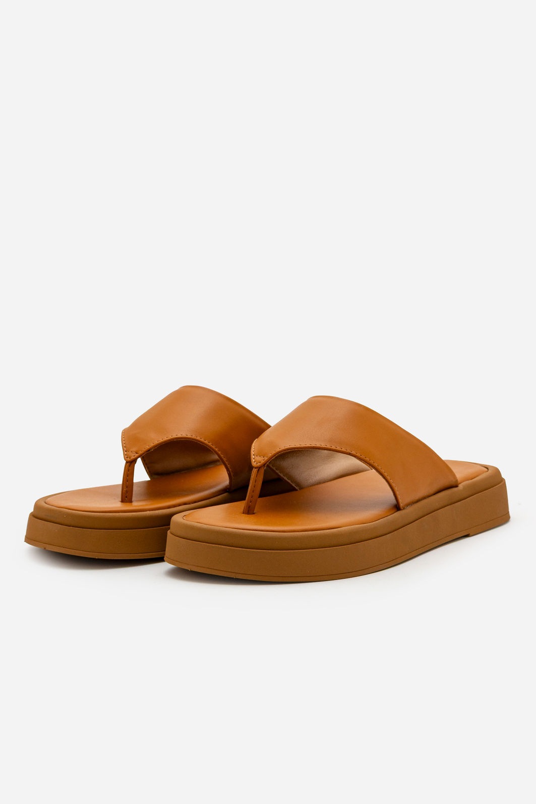 Mule Flatform de Dedo Caramelo Mule Flatform de Dedo Caramelo