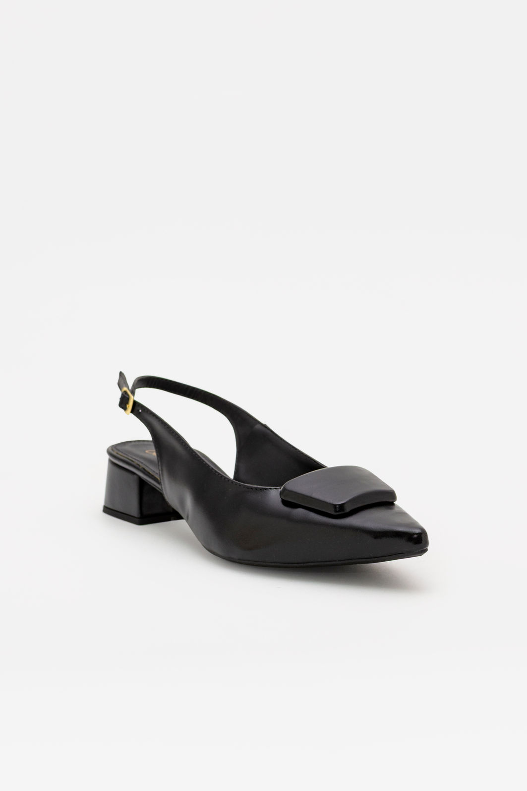 Chanel com Enfeite e Salto Baixo Preto Chanel com Enfeite e Salto Baixo Preto