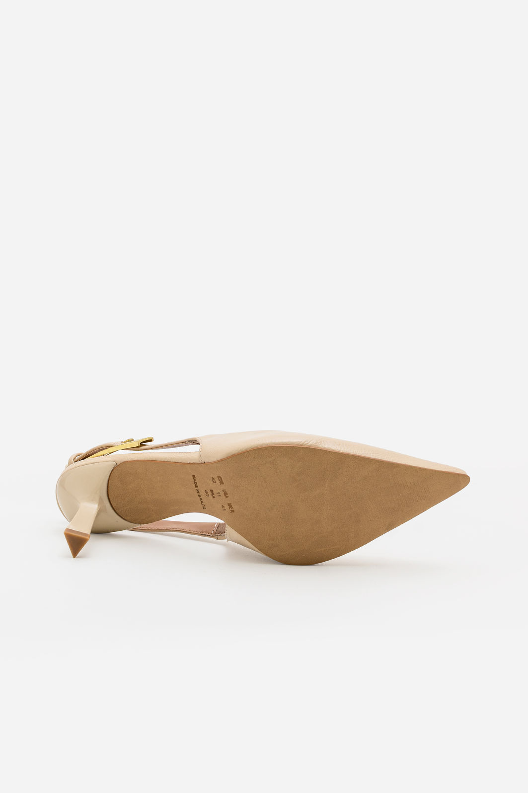 Slingback em Verniz com Fivela e Salto Geométrico Amêndoa Slingback em Verniz com Fivela e Salto Geométrico Amêndoa