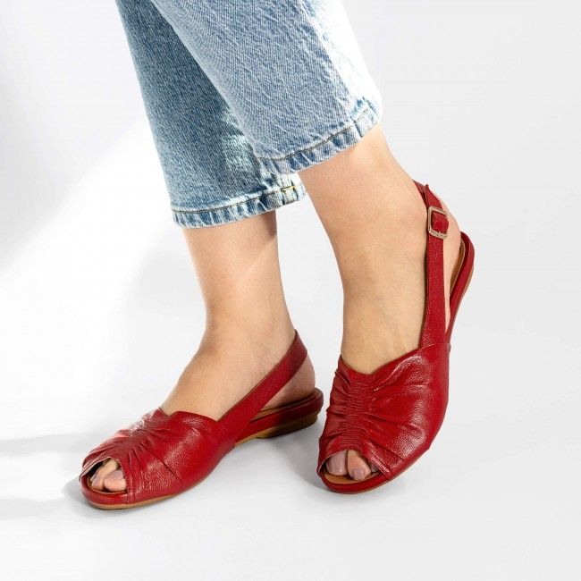 Rasteira Confortável em Couro Vermelha Rasteira Confortável em Couro Vermelha