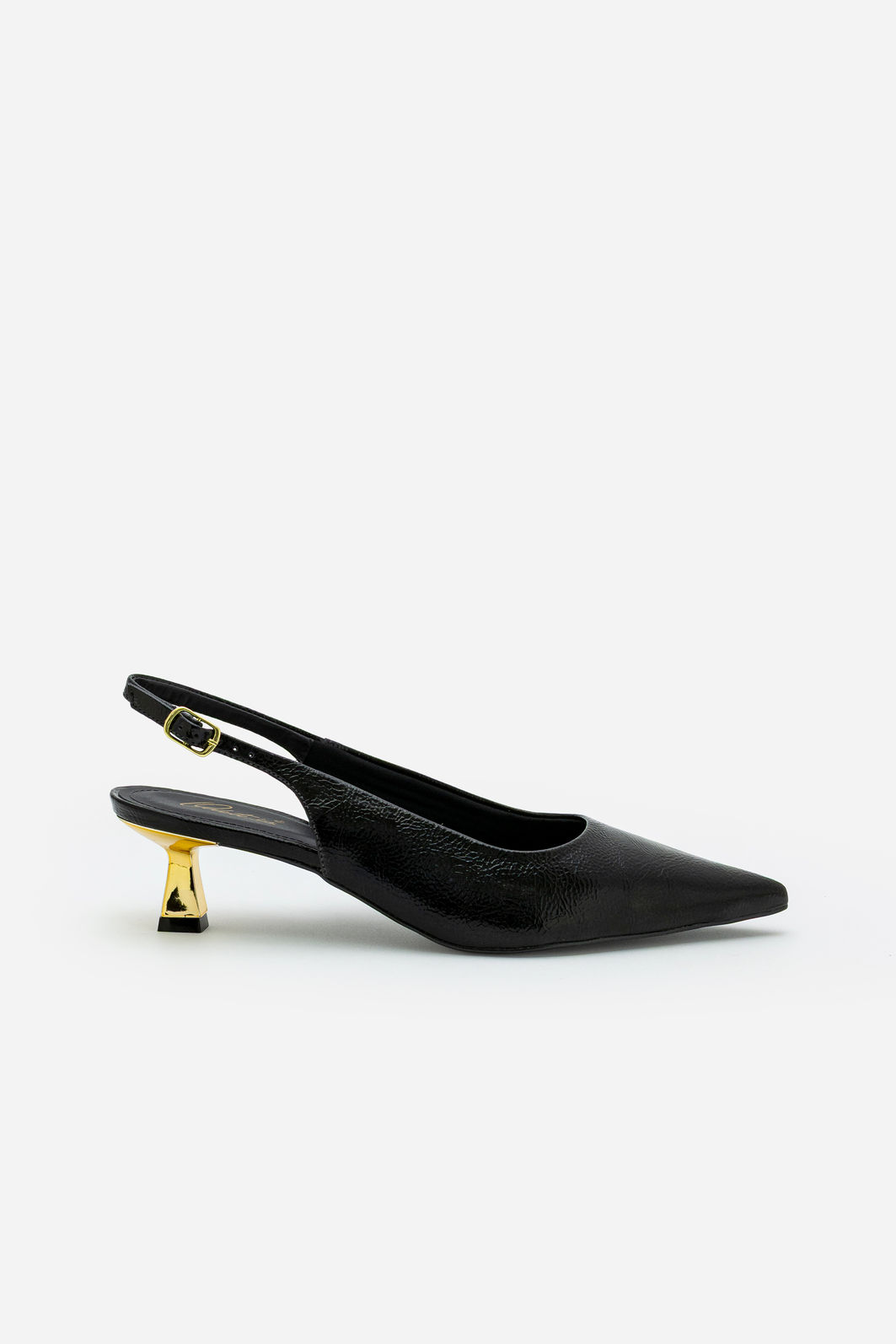 Chanel em Verniz com Salto Cromado Preto Chanel em Verniz com Salto Cromado Preto
