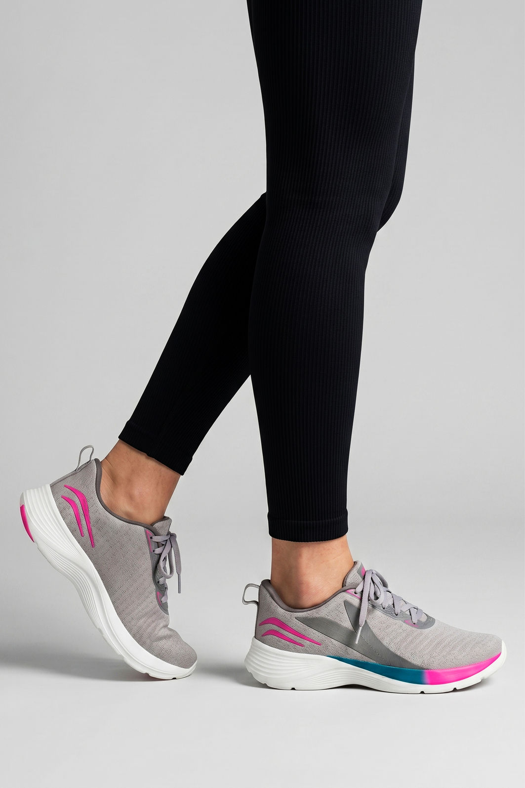 Tênis Esportivo Dust Cinza