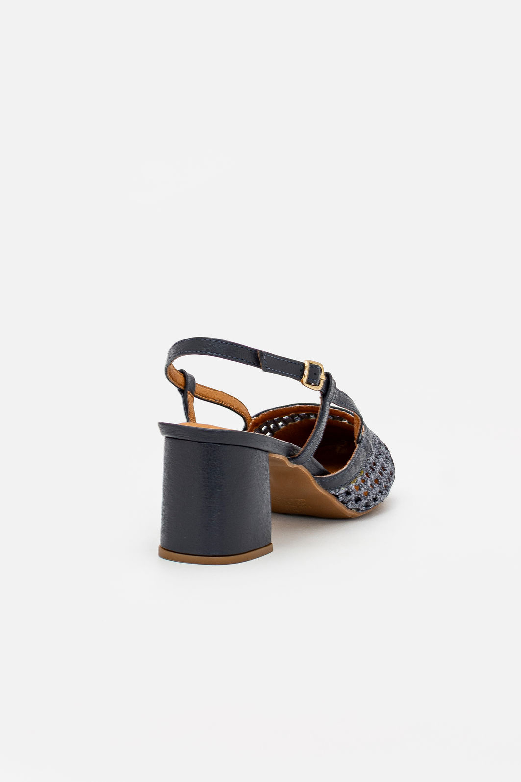 Chanel em Couro com Trissê e Salto Bloco Marinho Chanel em Couro com Trissê e Salto Bloco Marinho