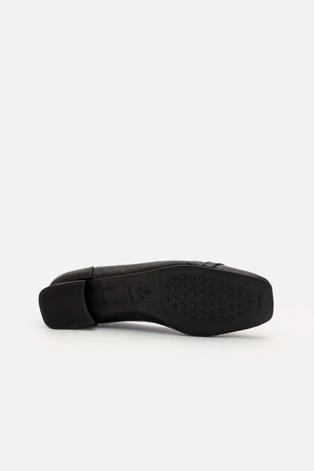 Scarpin com Enfeite Bico Quadrado Preto Scarpin com Enfeite Bico Quadrado Preto