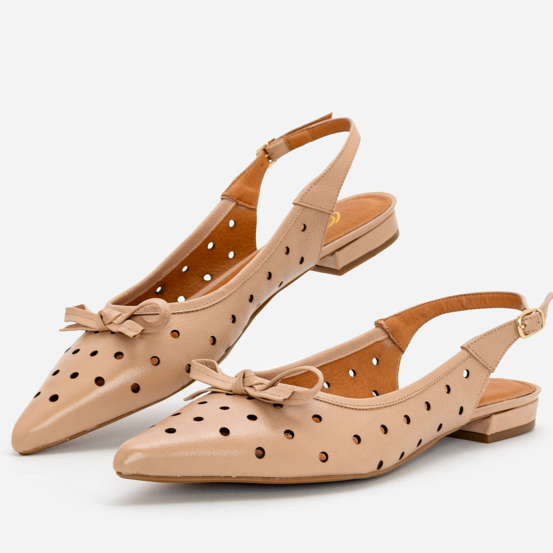 Slingback em Couro Delicado Amêndoa Slingback em Couro Delicado Amêndoa