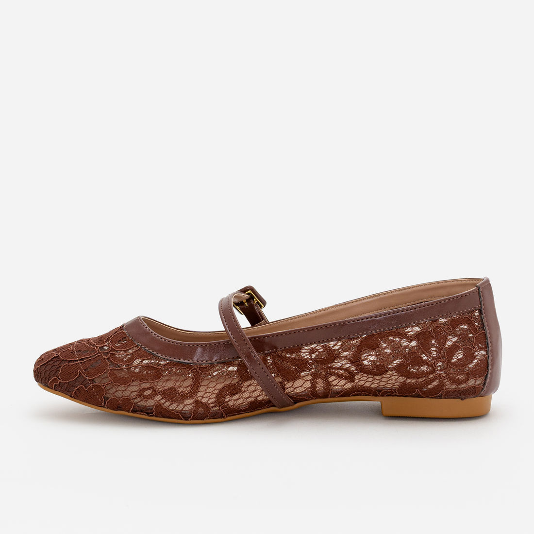 Sapatilha em Renda com Fivela Lateral Marrom Sapatilha em Renda com Fivela Lateral Marrom