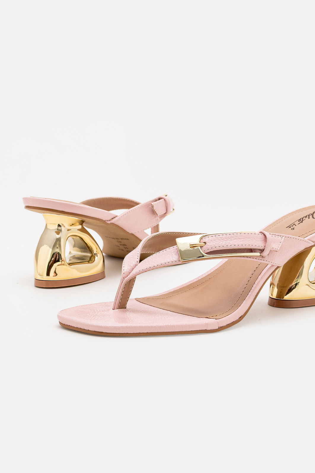 Mule Verniz com Salto Cromado Rose Mule Verniz com Salto Cromado Rose