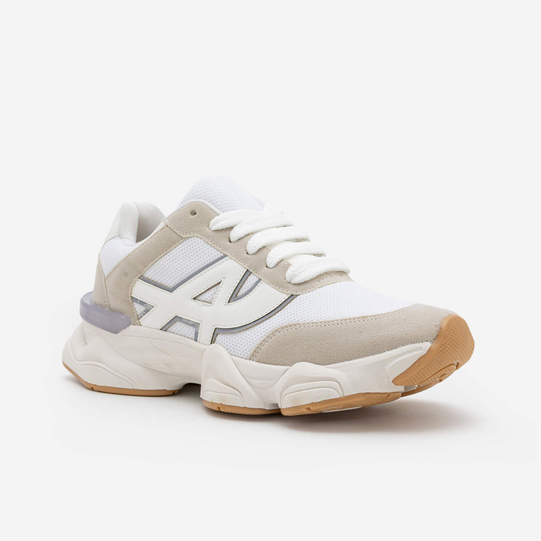 Tênis Chunky com Sola Esportiva Branco Tênis Chunky com Sola Esportiva Branco