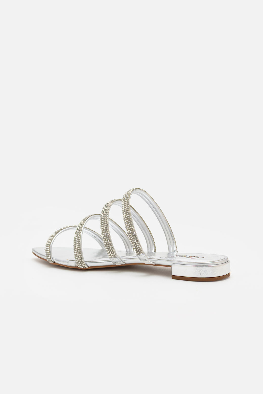 Rasteira Elegante com Tiras Brilhantes e Bico Folha Prata Rasteira Elegante com Tiras Brilhantes e Bico Folha Prata