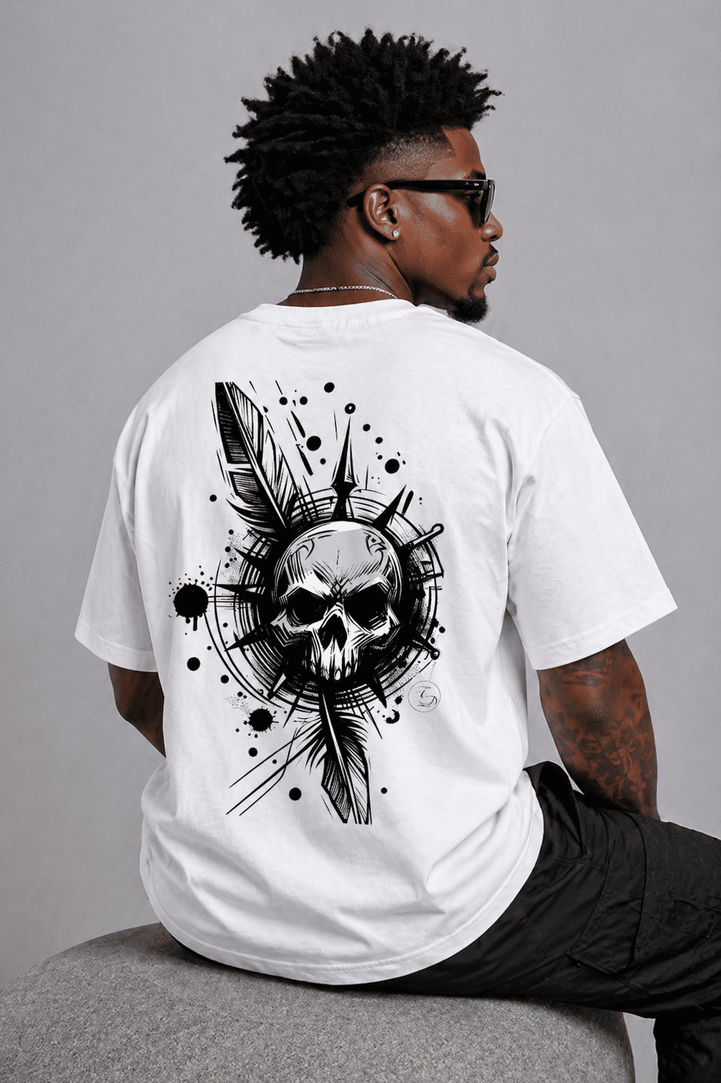 Camiseta Oversized Estampada Caveira Pena Camiseta Oversized Estampada Caveira Pena