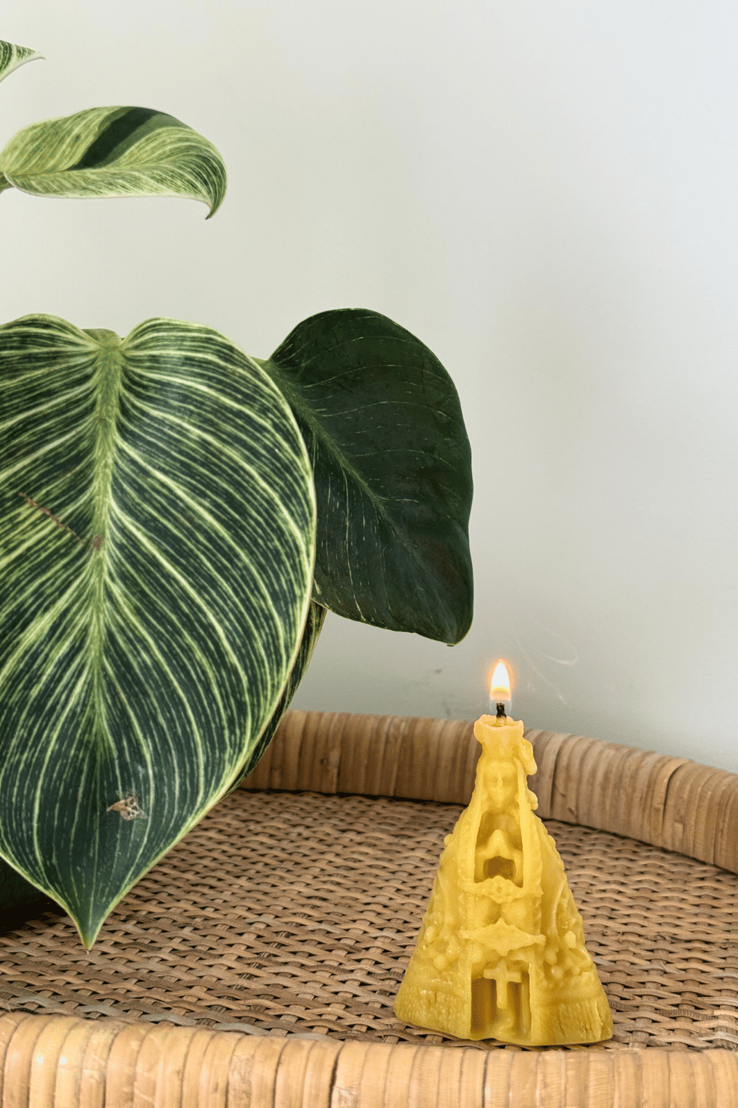 Vela Pura de Cera de Abelha - Nossa Senhora