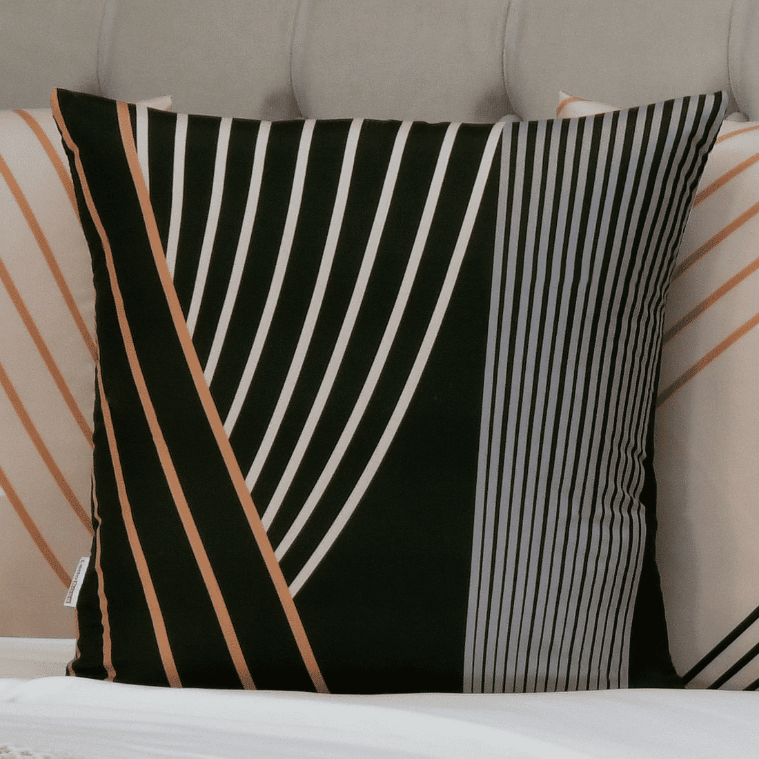 Kit: 4 Capas de Almofada Decorativas Noah Bege Kit: 4 Capas de Almofada Decorativas Noah Bege