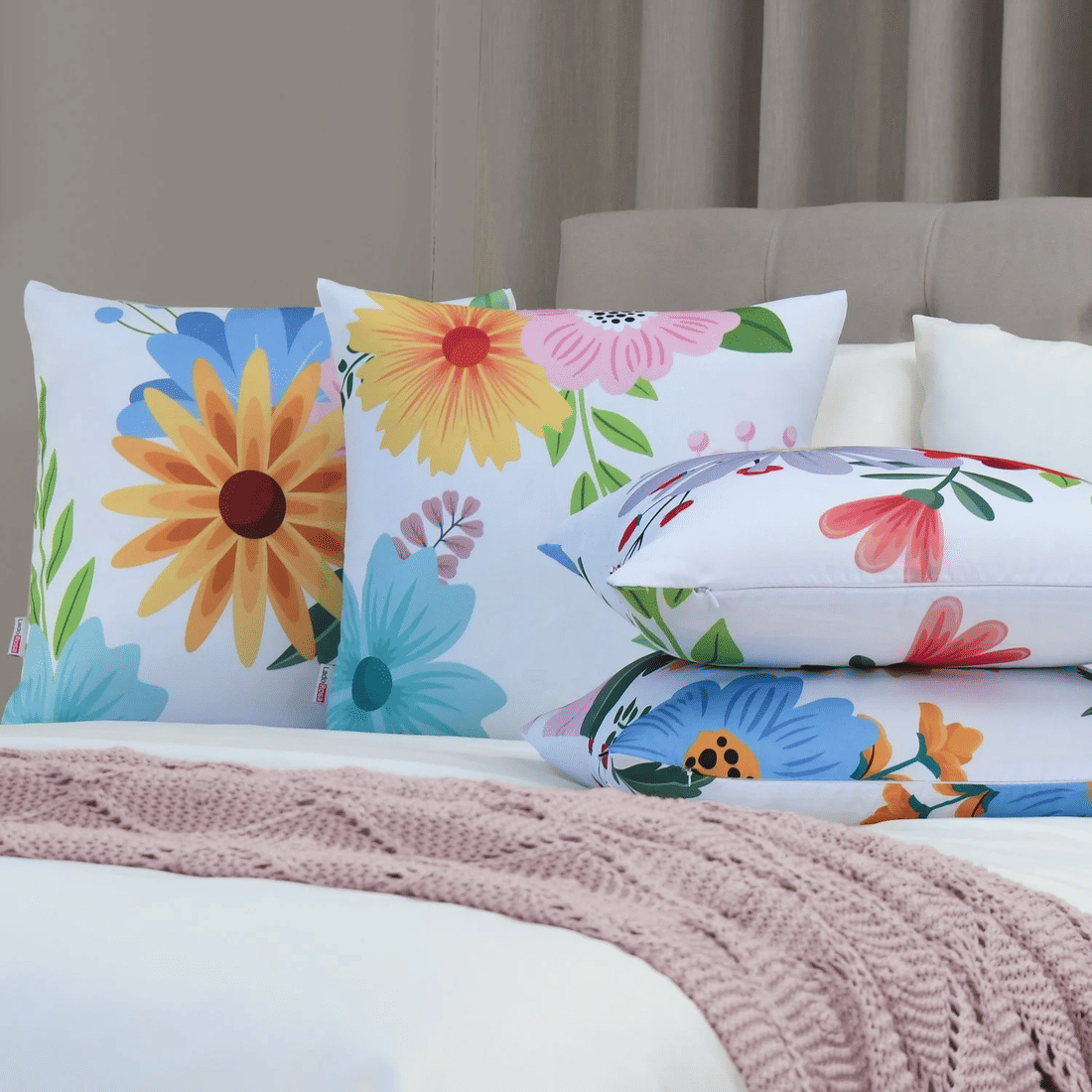 Kit: 4 Capas de Almofada Decorativas Evelyn Branco Kit: 4 Capas de Almofada Decorativas Evelyn Branco