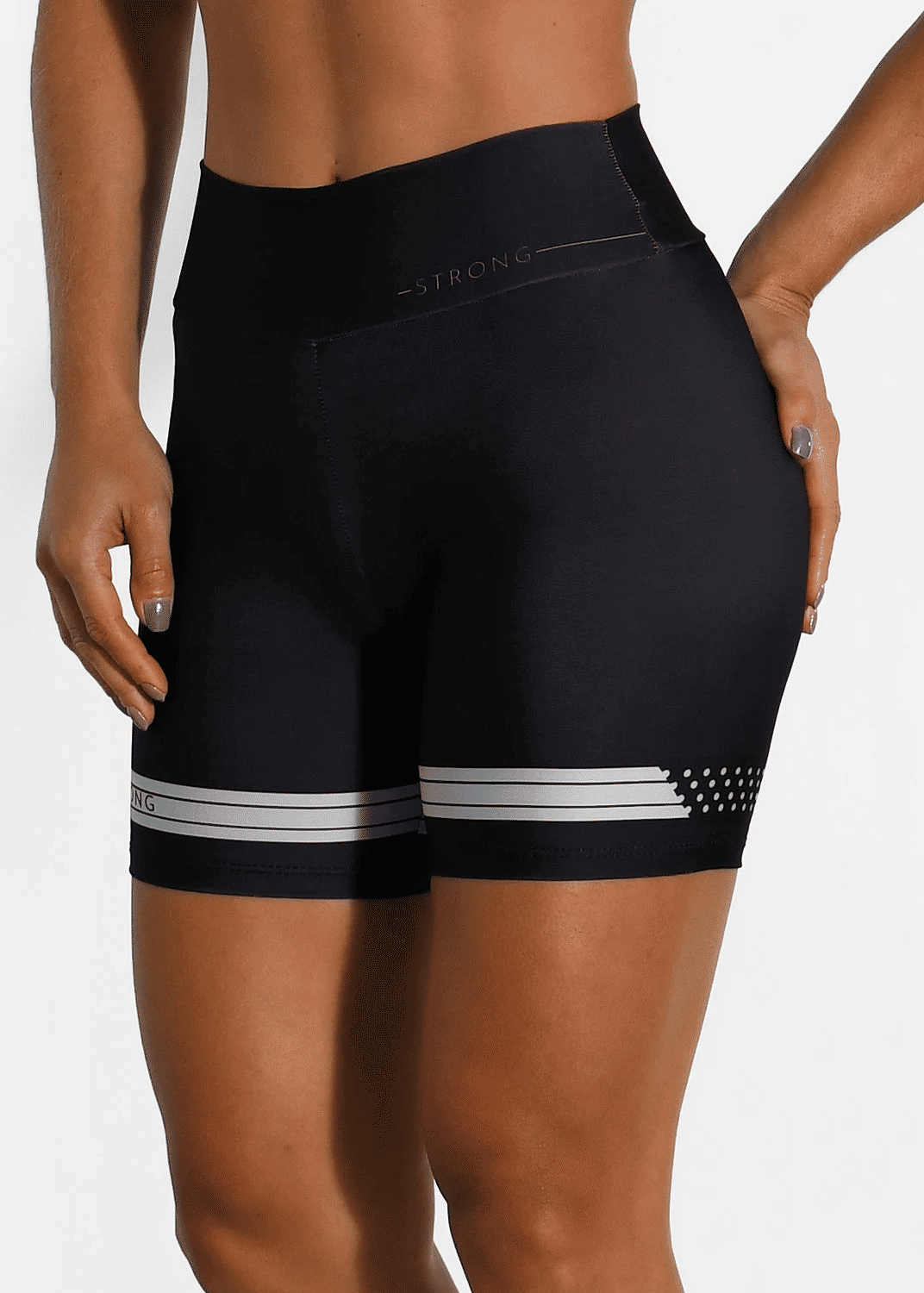 Shorts Alexandria Preto