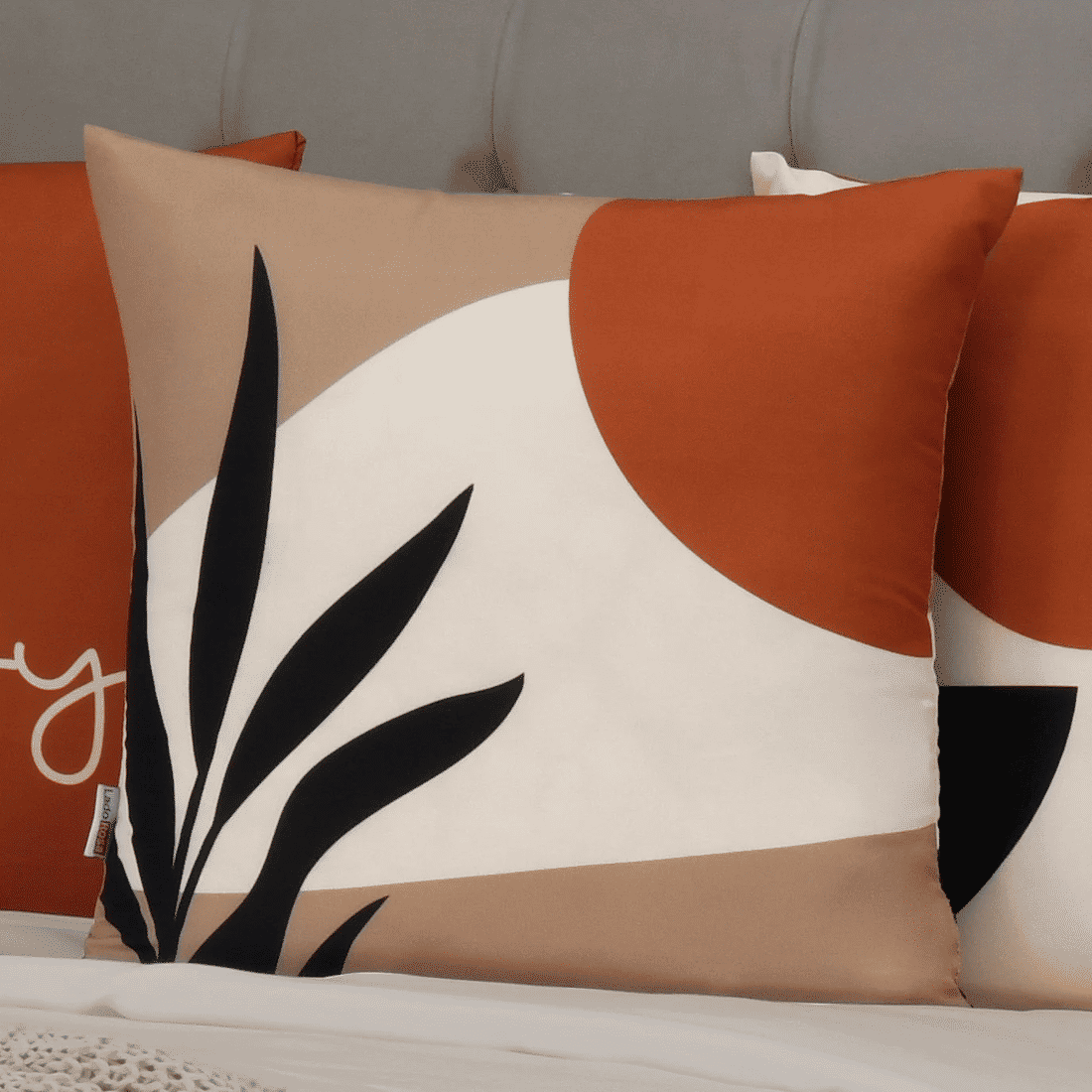 Kit: 4 Capas de Almofada Decorativas Frases Be Wappy Kit: 4 Capas de Almofada Decorativas Frases Be Wappy