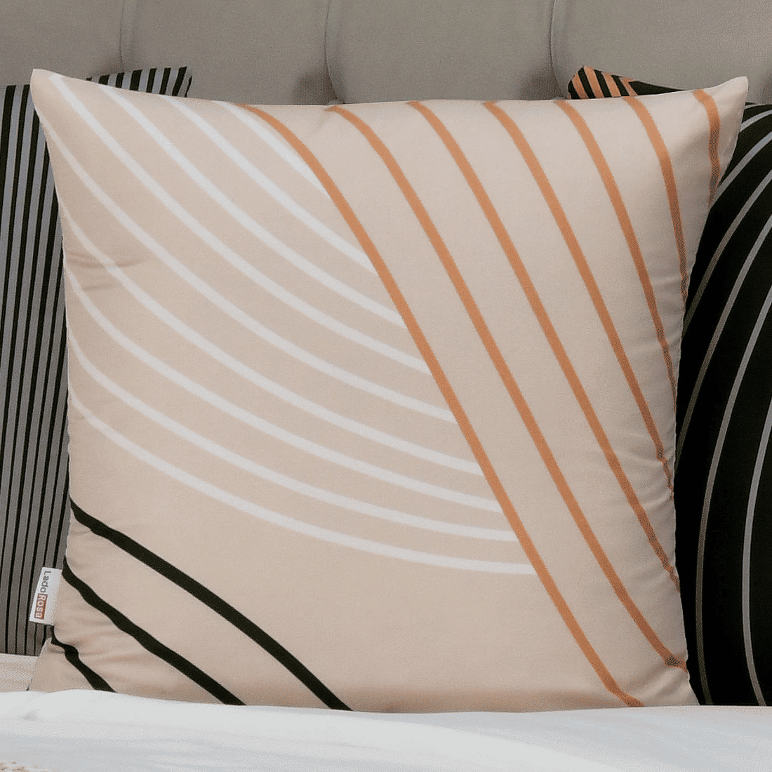 Kit: 4 Capas de Almofada Decorativas Noah Bege Kit: 4 Capas de Almofada Decorativas Noah Bege