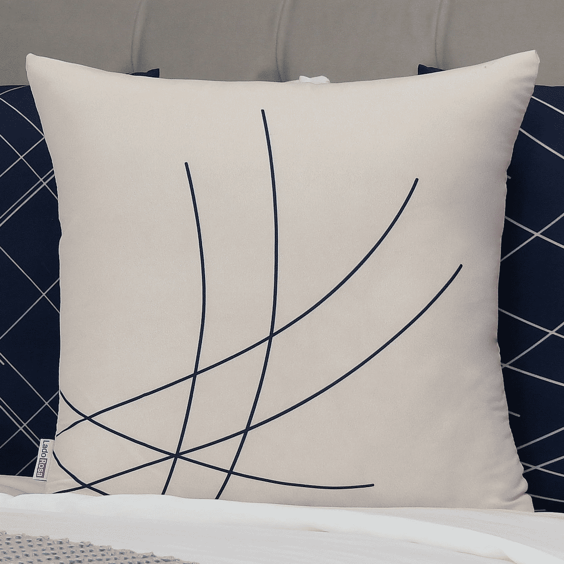 Kit: 4 Capas de Almofada Decorativas Linhas Marinho e Bege