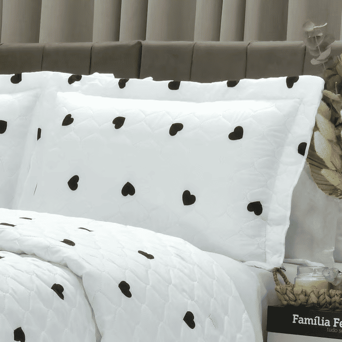 Kit: 1 Cobre-leito Bouti de Microfibra Ultrasonic Estampada + Porta-Travesseiros - Love Black