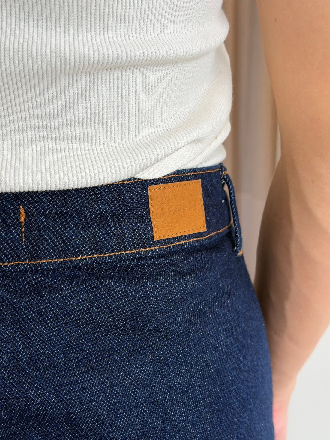 Saia Jeans Midi Jorgiana