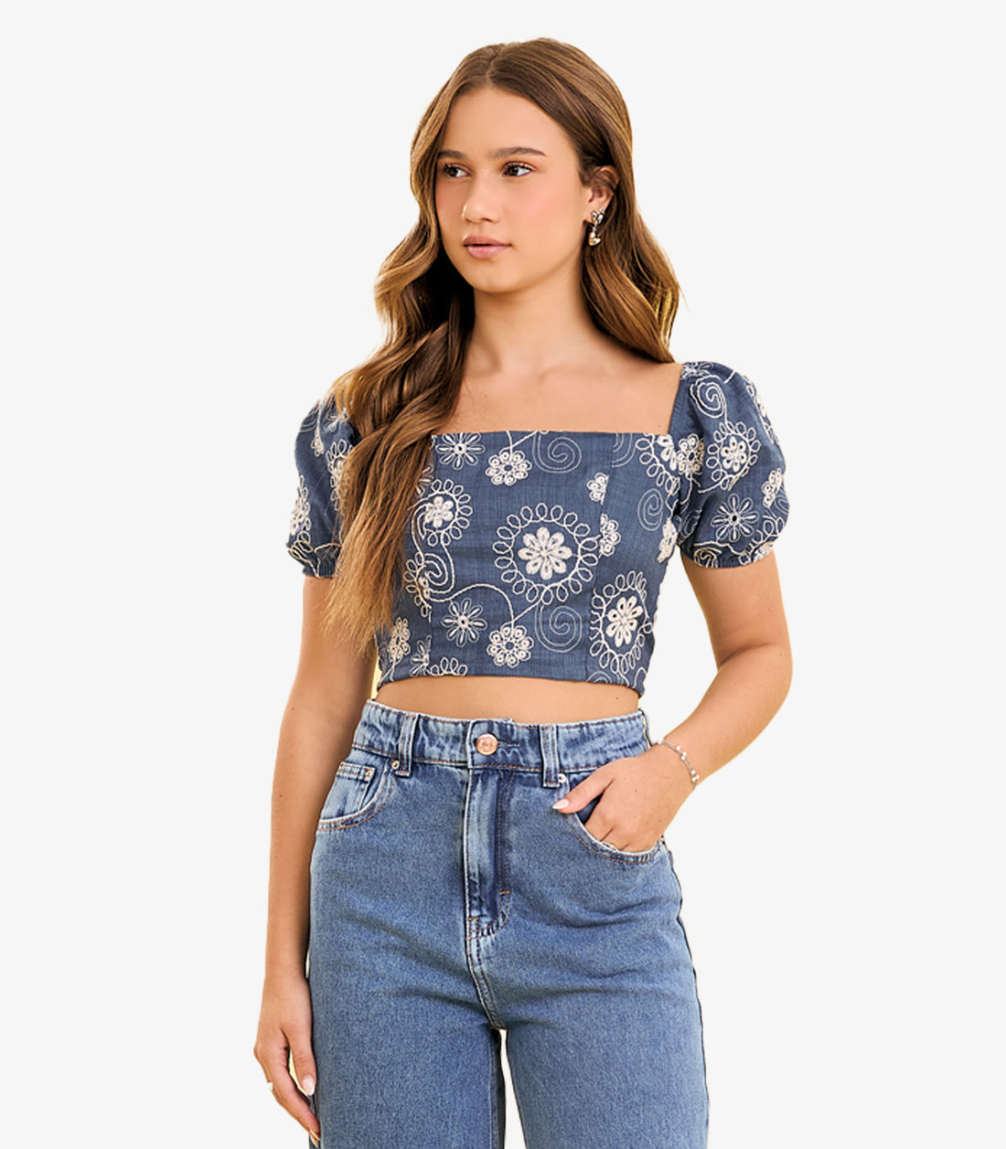 Blusa Feminina Com Manga Bufante e Bordado Minty Blusa Feminina Com Manga Bufante e Bordado Minty