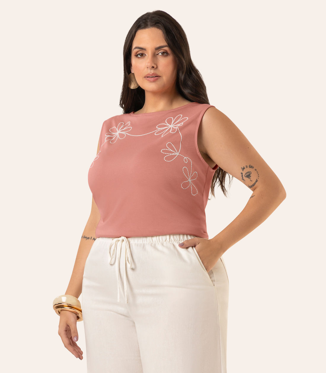 Regata Plus Size Feminino Viscose Creponada Secret Glam Regata Plus Size Feminino Viscose Creponada Secret Glam