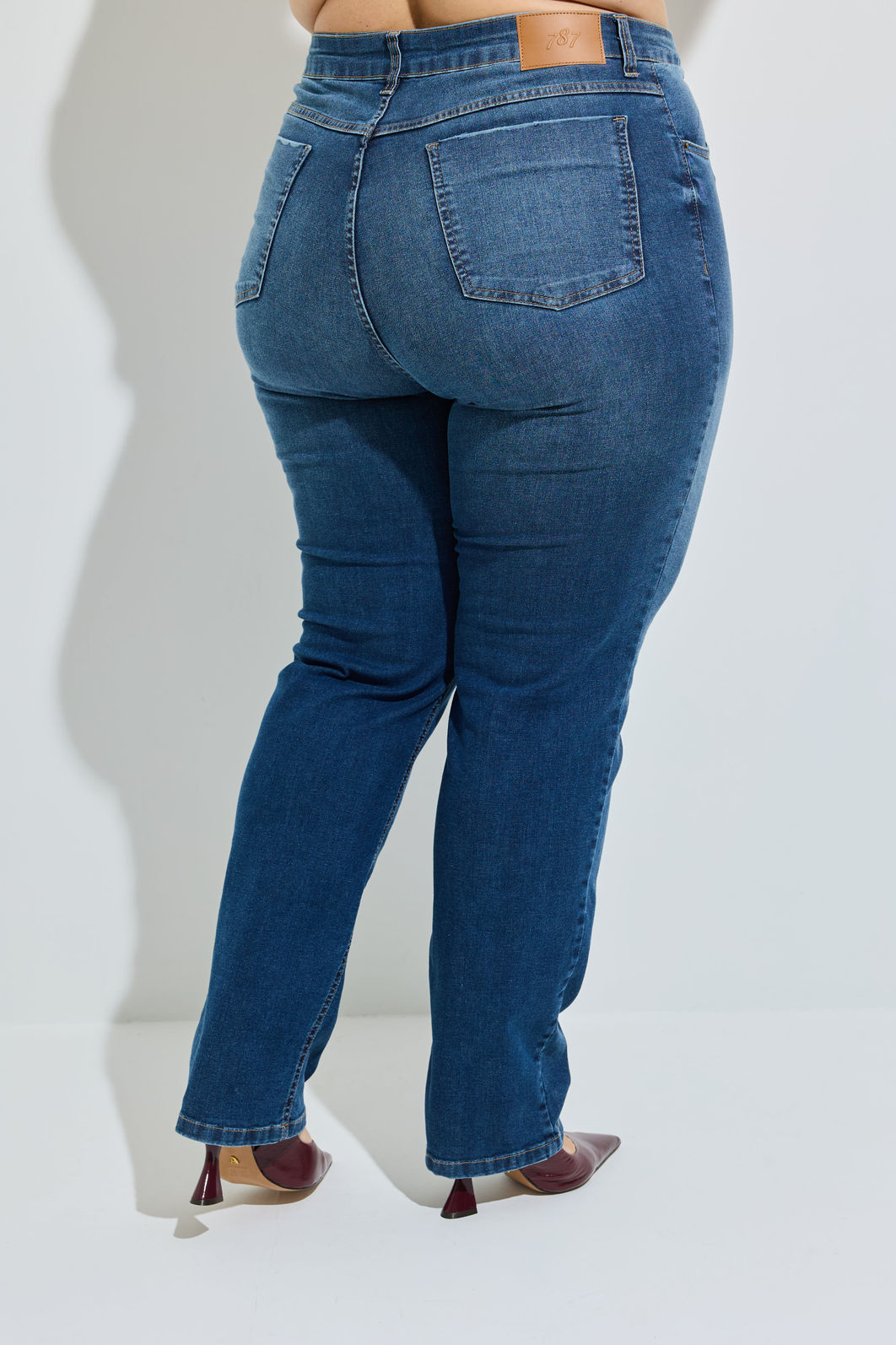 Calça Jeans Reta Com Elastano Plus Size Laissa