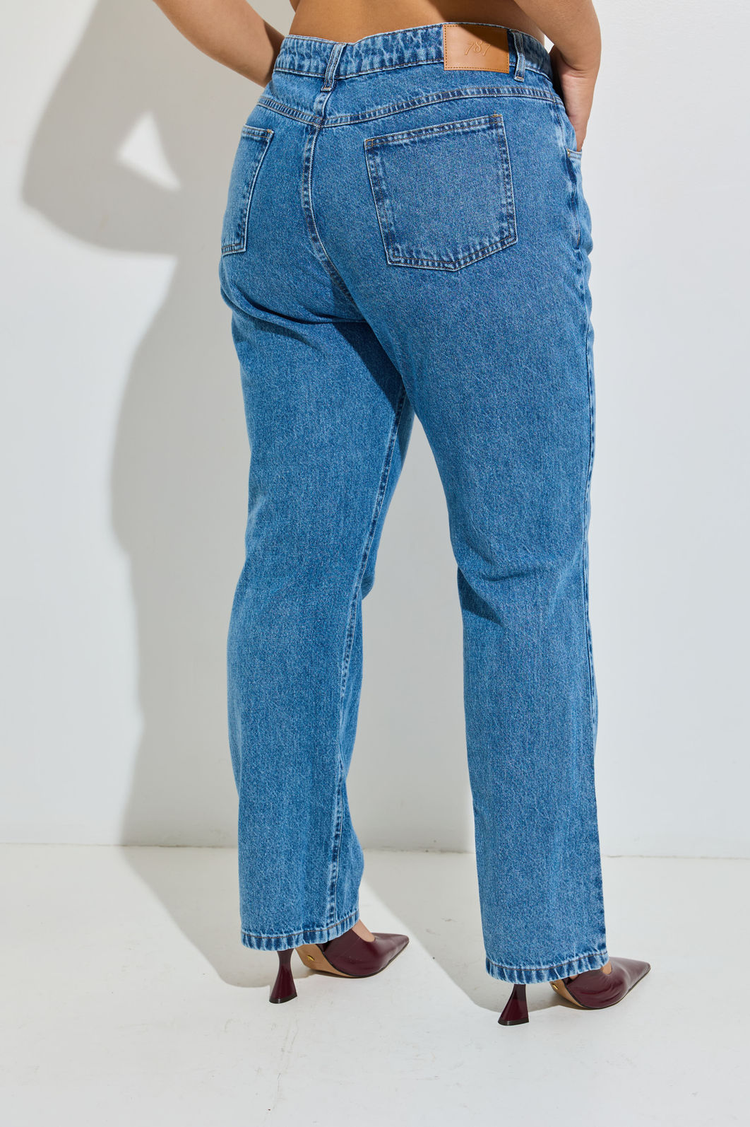 Calça Jeans Reta Plus Size Carolina com Regulagem
