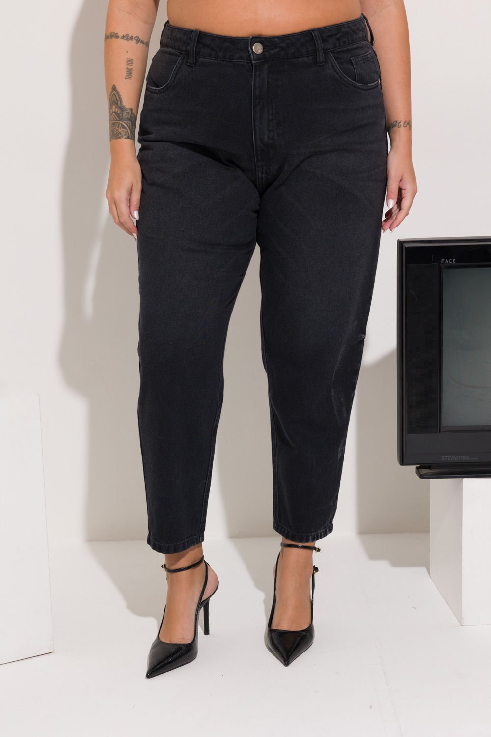 Calça Mom Jeans Vintage Plus Size Sol