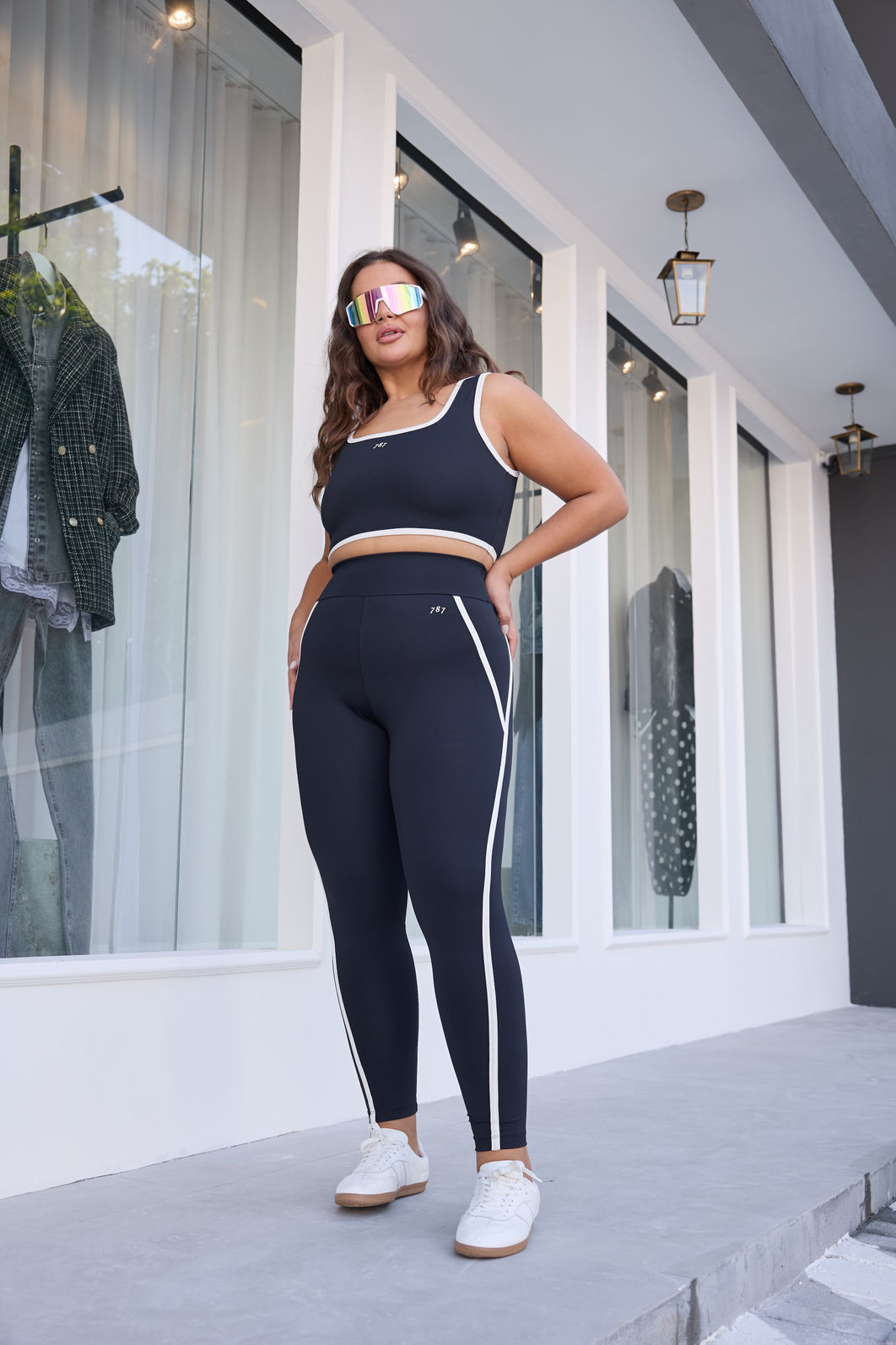 Legging Fitness Plus Size Preta Com Friso Off 787 Shirts