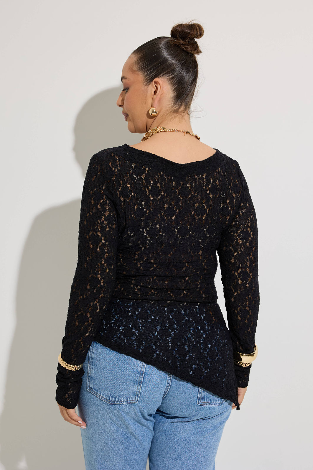 Blusa Celina Assimétrica Renda Preta Blusa Celina Assimétrica Renda Preta