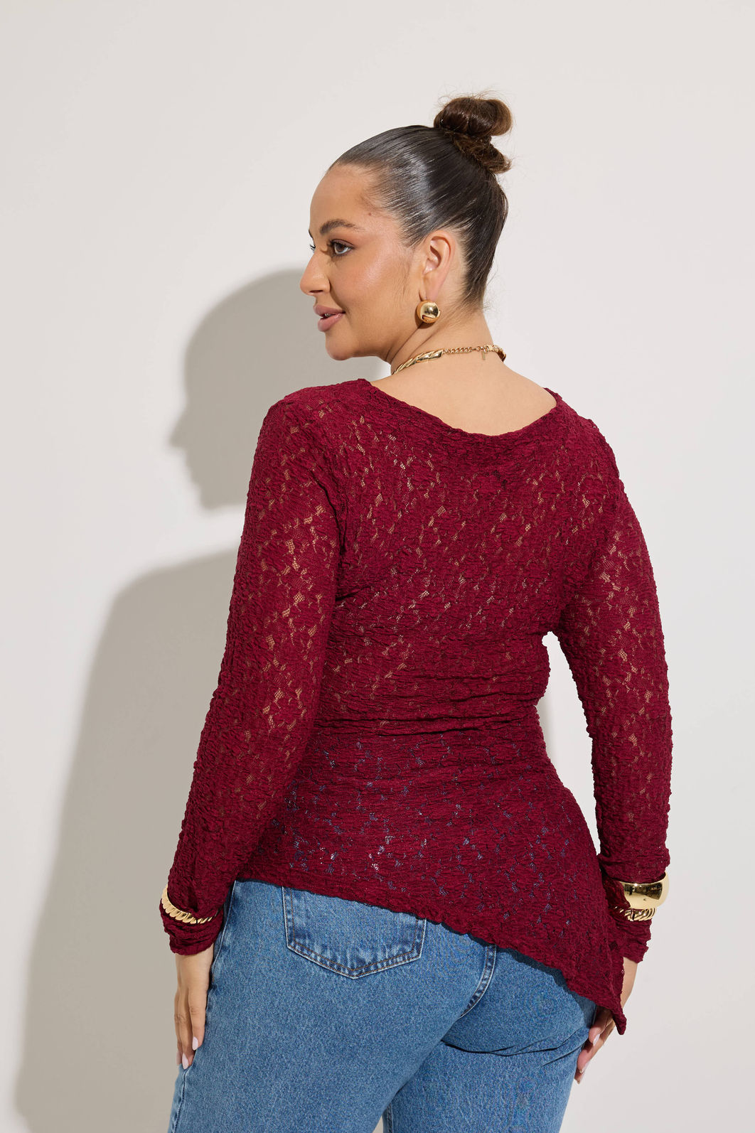 Blusa Celina Assimétrica Renda Vinho Blusa Celina Assimétrica Renda Vinho