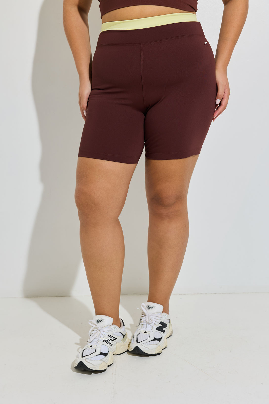Bermuda Ftiness Plus Size Duo Marrom e Amarelo Bermuda Ftiness Plus Size Duo Marrom e Amarelo