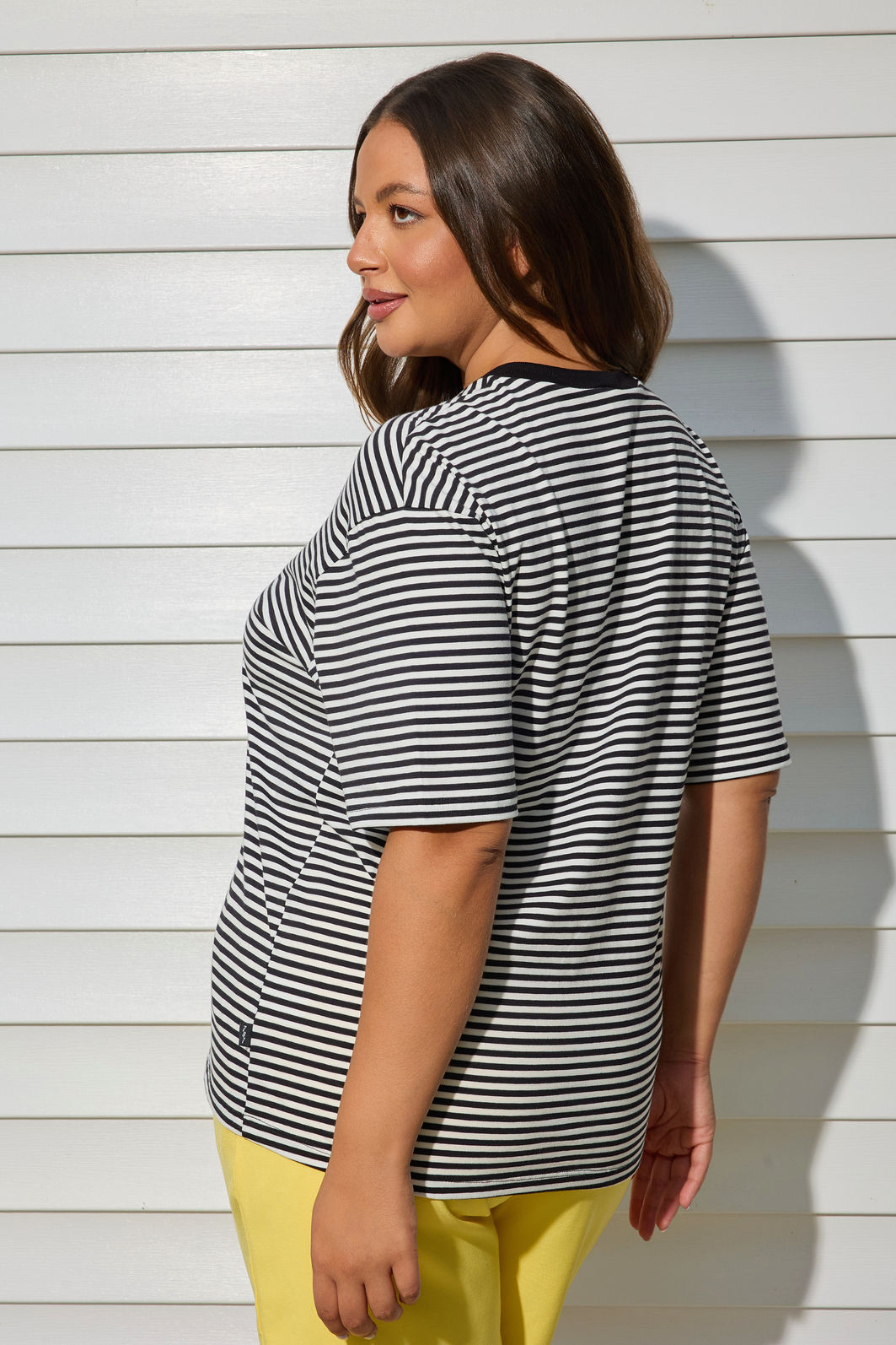 Camiseta Basic Listrada Preta