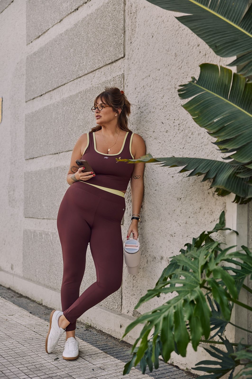 Top Fitness Plus Size Duo Marrom e Amarelo