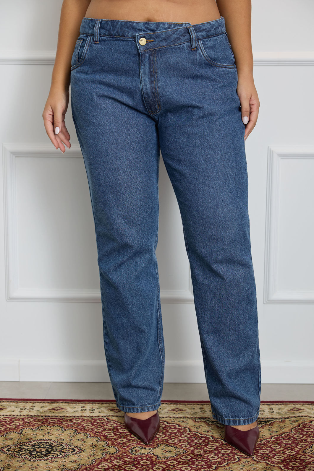 Calça Jeans Cintura Cruzada Plus Size Carolina Dark