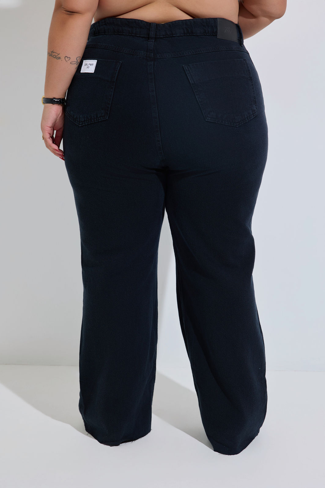 Calça Jeans Wide Leg Plus Size Preta