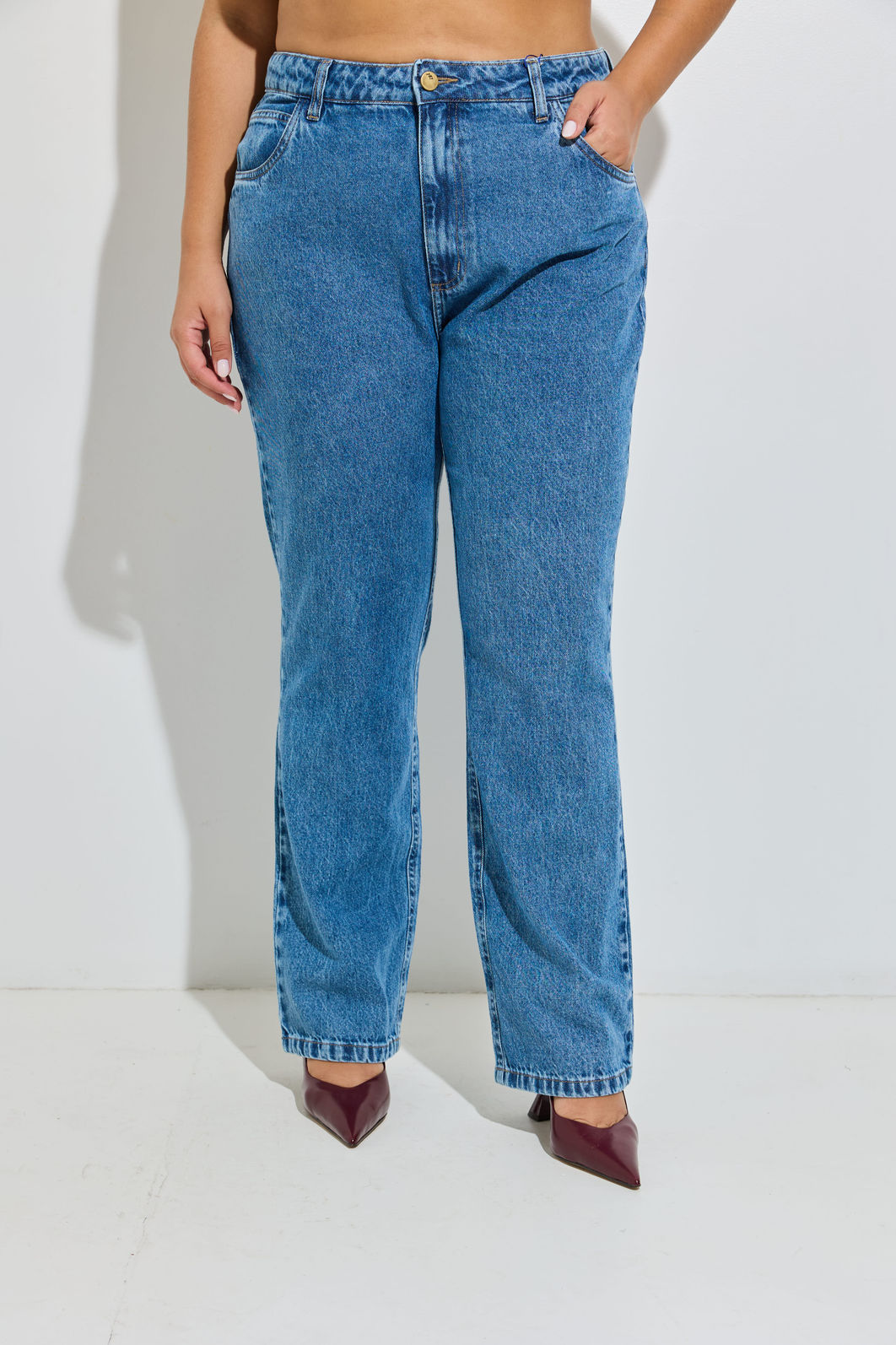 Calça Jeans Reta Plus Size Carolina com Regulagem