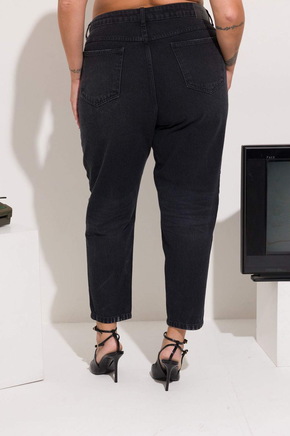 Calça Mom Jeans Vintage Plus Size Sol